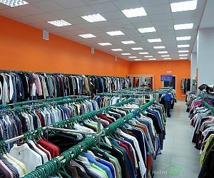 Магазин стоковой и секонд-хенд одежды МегаТрейд на улице Аксакова