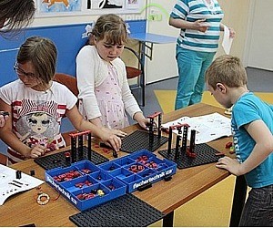 Детская школа робототехники Ufrc-School на площади Победы