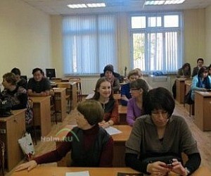 Институт повышения квалификации и переподготовки кадров РУДН на метро Тульская