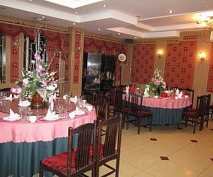 Ресторан китайской кухни Императорский зал в гостинице Салют