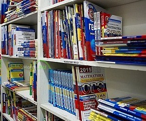 Книжный магазин Магистр в Кировском районе