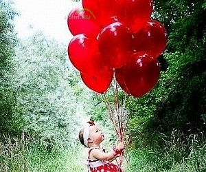 Оптово-розничный магазин воздушных шаров и товаров для праздника Праздник-Тюмень