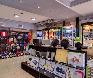 Магазин аксессуаров и электроники iCases-Store на метро Таганская
