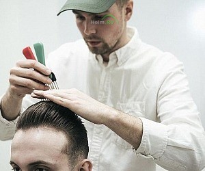 Мужская парикмахерская HOOD barbershop на улице Кольцова