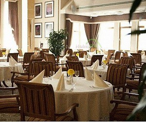Ресторан Континенталь в гостинице Гранд Отель Поляна
