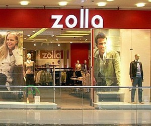 Магазин одежды Zolla в ТЦ Авиатор