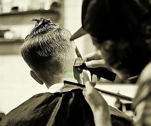 Мужская парикмахерская Chop-Chop на метро Парк культуры