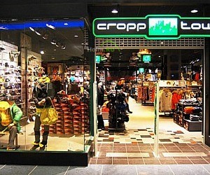 Магазин молодежной одежды Cropp Town в ТЦ Аврора Молл