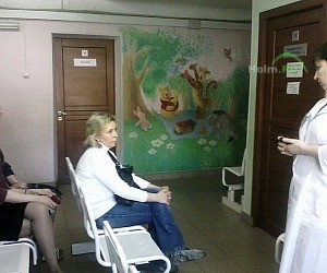 Детская городская поликлиника № 32 на улице Адмирала Макарова