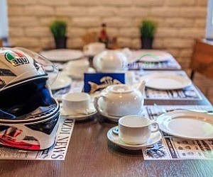 Кафе-паб Гвозди на Воронцовской улице