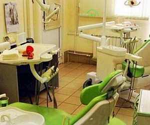Сеть стоматологических клиник Доктор-Дент в Жуковском, на улице Гагарина, 35