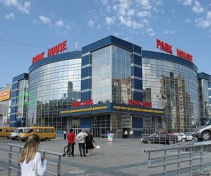 Торгово-развлекательный центр Парк Хаус на улице Сулимова