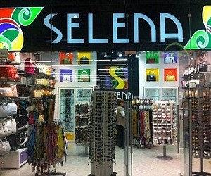 Магазин Selena в ТЦ Л-153