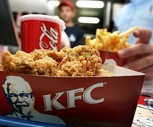 Ресторан быстрого питания KFC в ТЦ Метрополис на Ленинградском шоссе